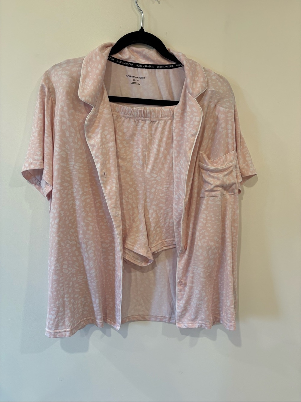 BCBGMaxAzria Light Pink and White Pajamas